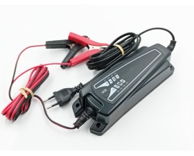 NÁŘADÍ - INTELIGENTNÍ NABÍJEČKA AKUMULÁTORŮ - 6V + 12V - 4A